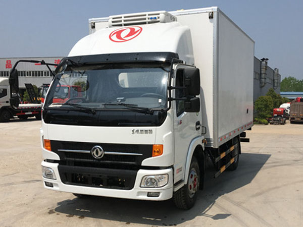 東風凱普特 4.2米冷藏車